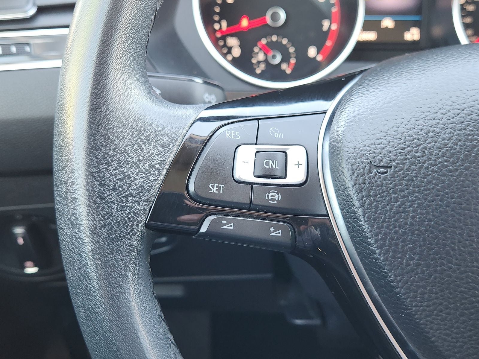 2020 Volkswagen Tiguan 2.0T SE 4Motion