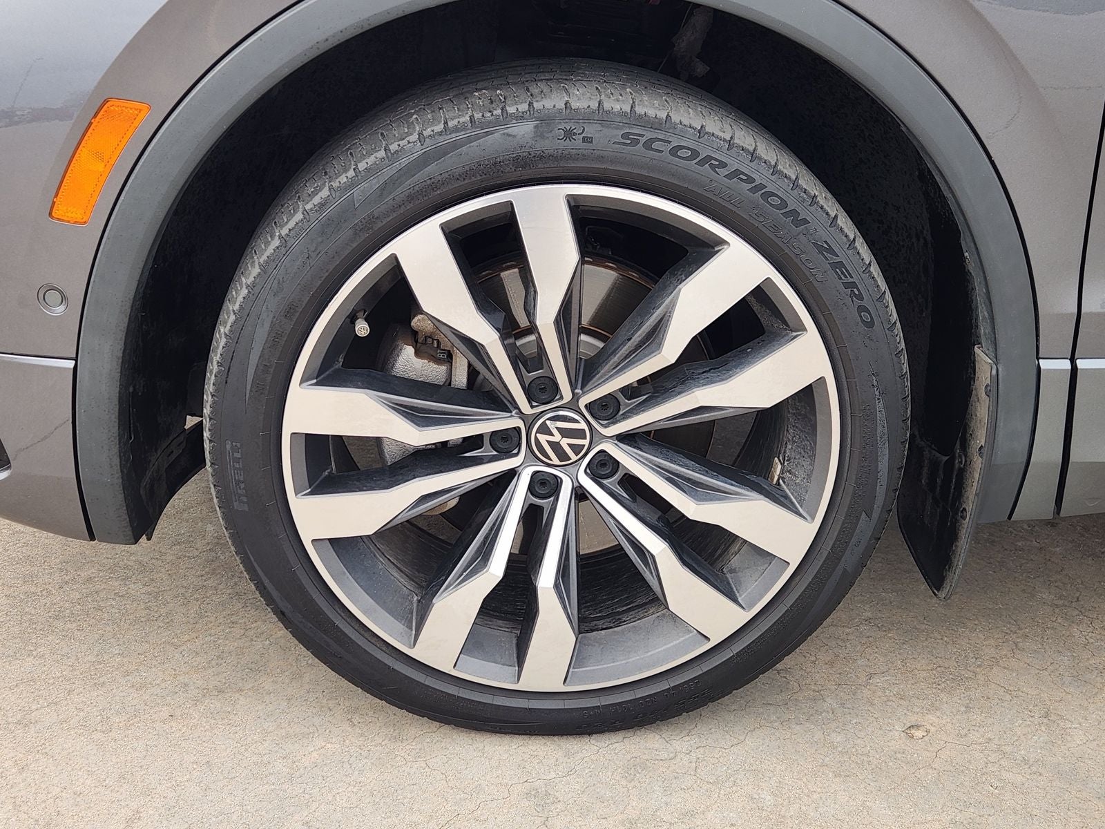 2022 Volkswagen Tiguan 2.0T SEL R-Line