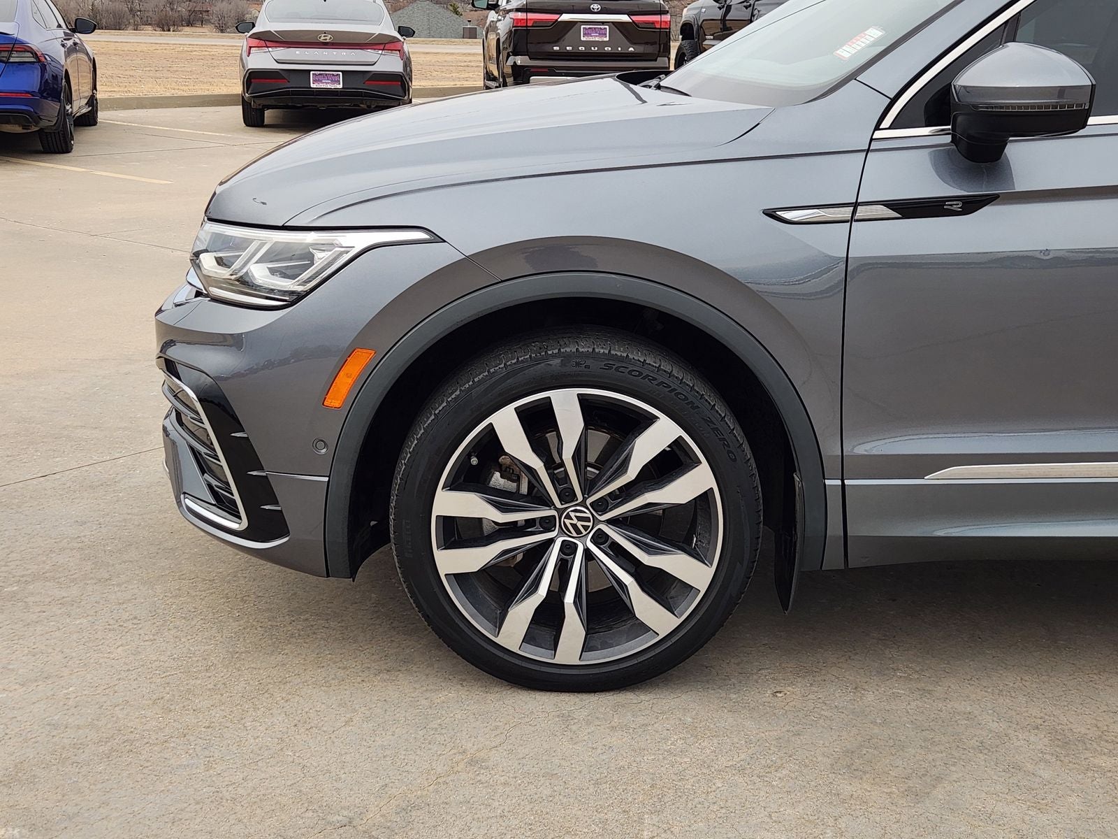 2022 Volkswagen Tiguan 2.0T SEL R-Line