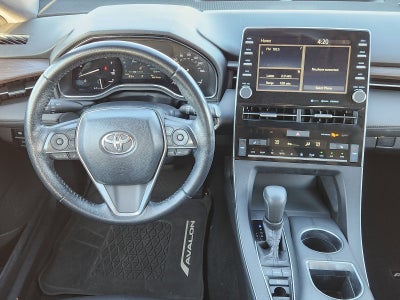 2019 Toyota Avalon XLE