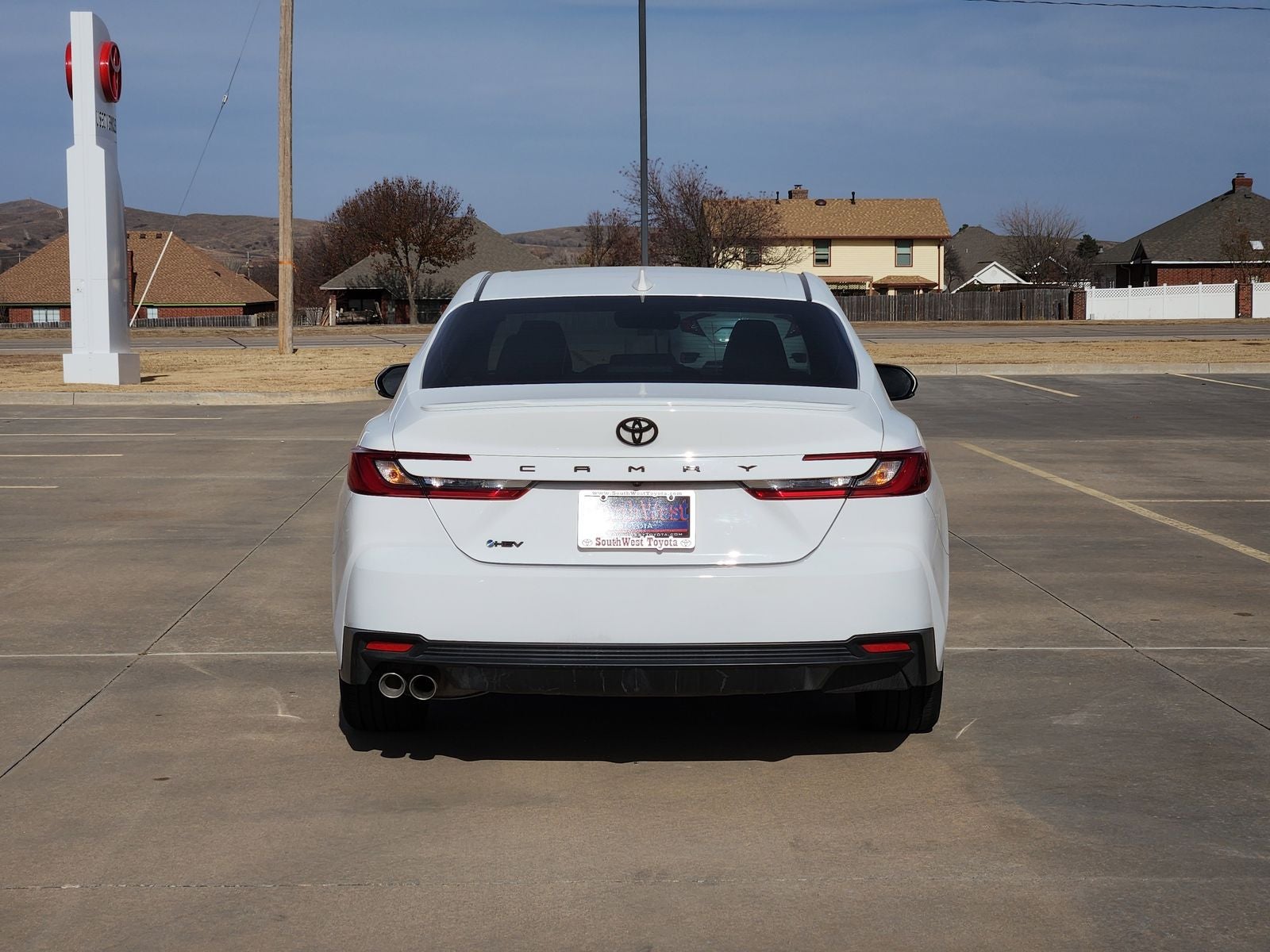 2025 Toyota Camry SE