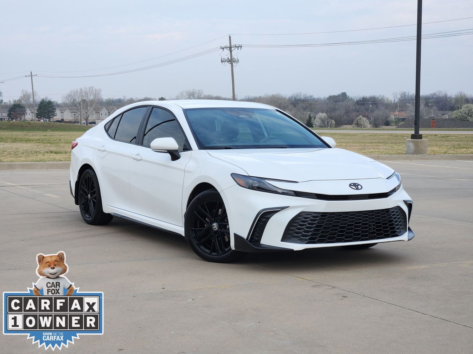 2025 Toyota Camry SE