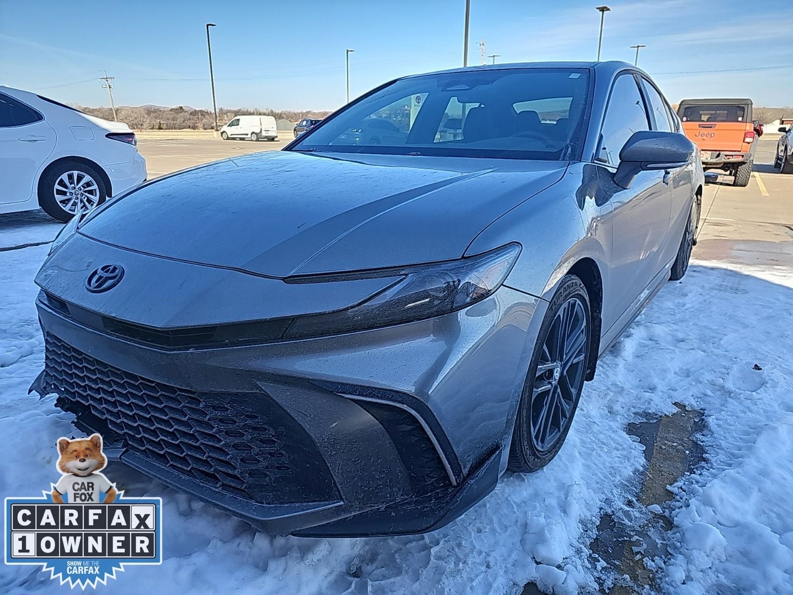2025 Toyota Camry SE