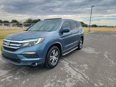 2017 Honda Pilot EX-L w/Rear Entertainment System