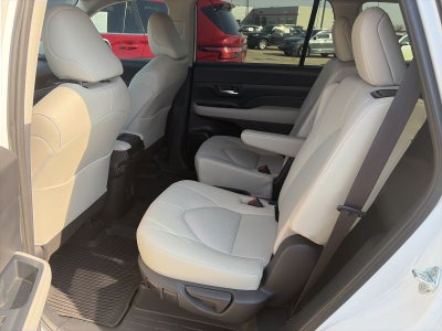 2024 Toyota Grand Highlander XLE