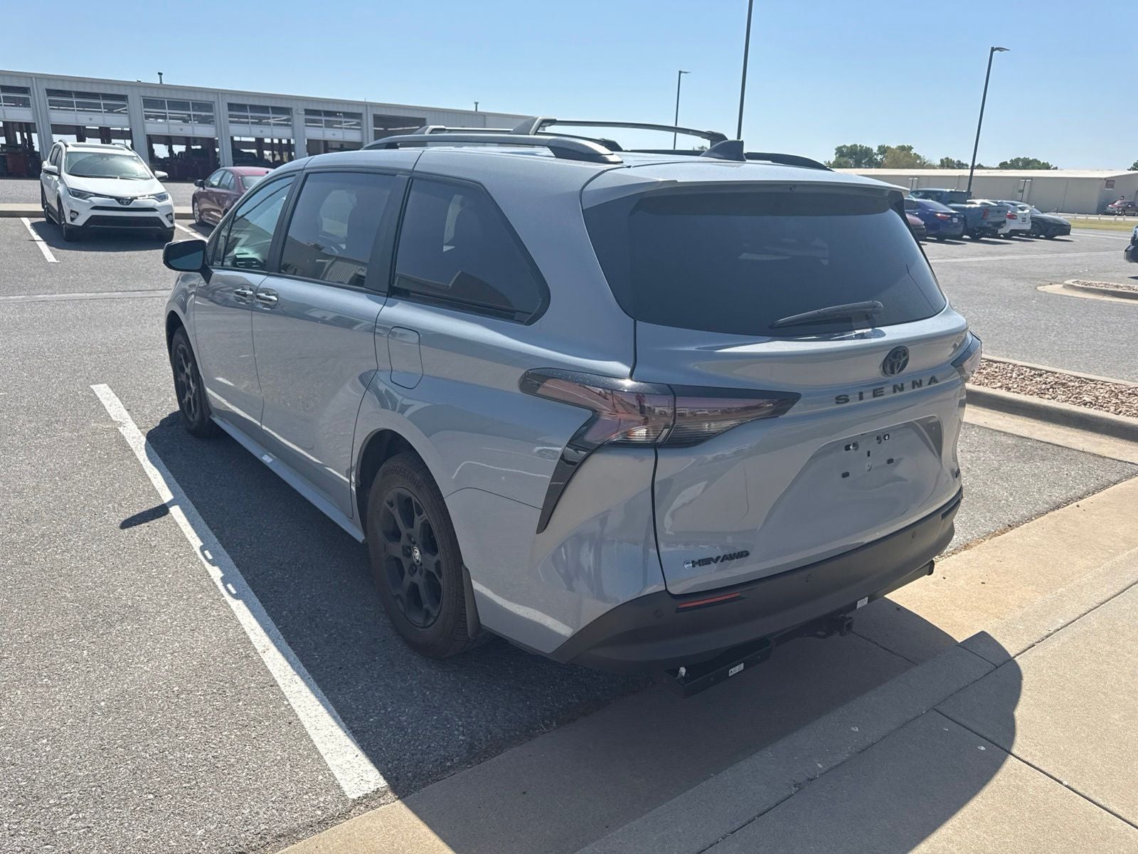 2025 Toyota Sienna Woodland Edition 7 Passenger
