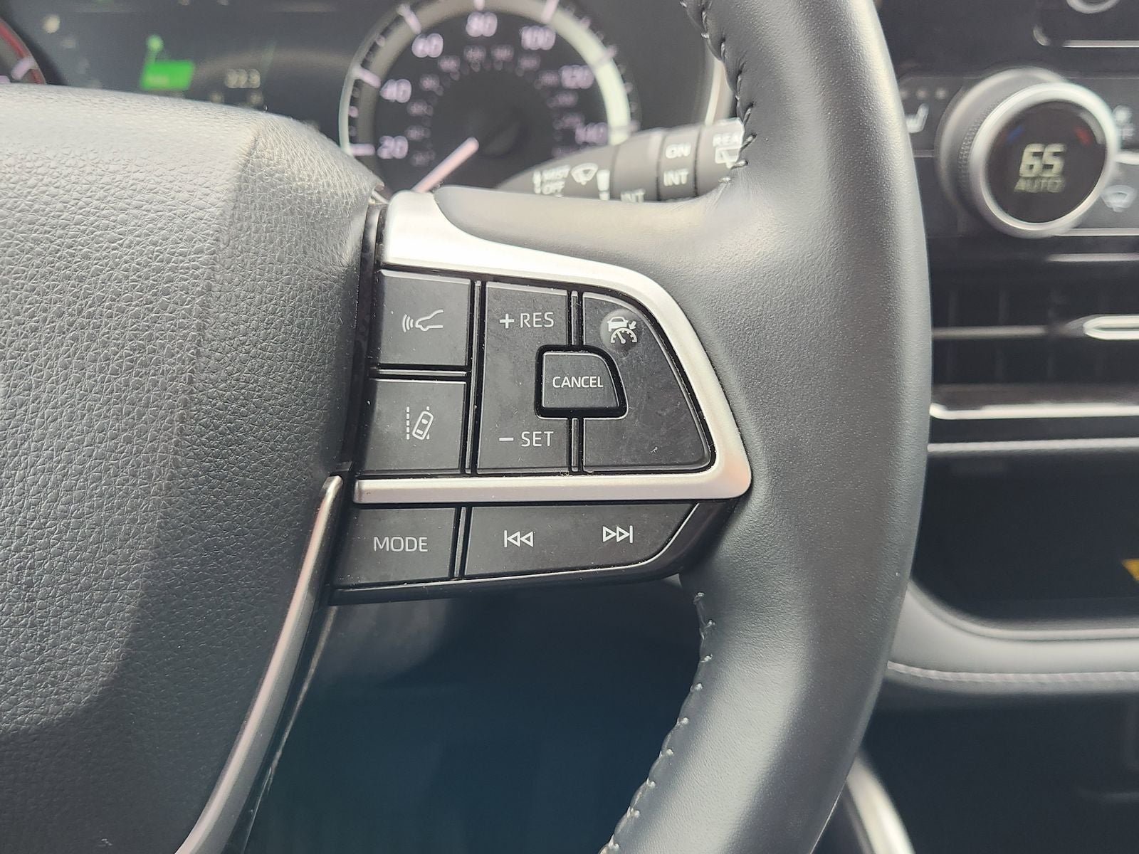 2024 Toyota Highlander XSE