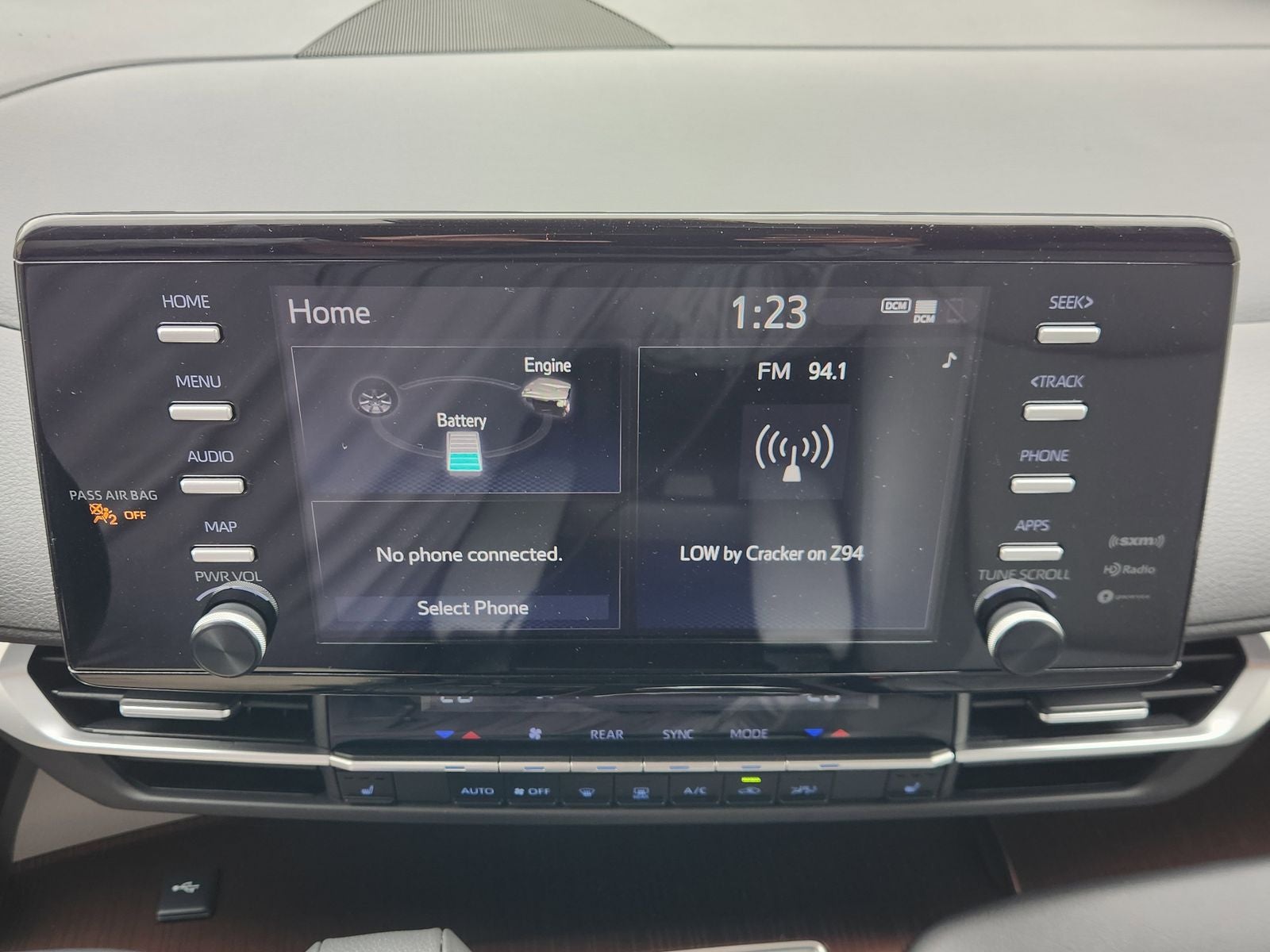 2023 Toyota Sienna XLE 8 Passenger