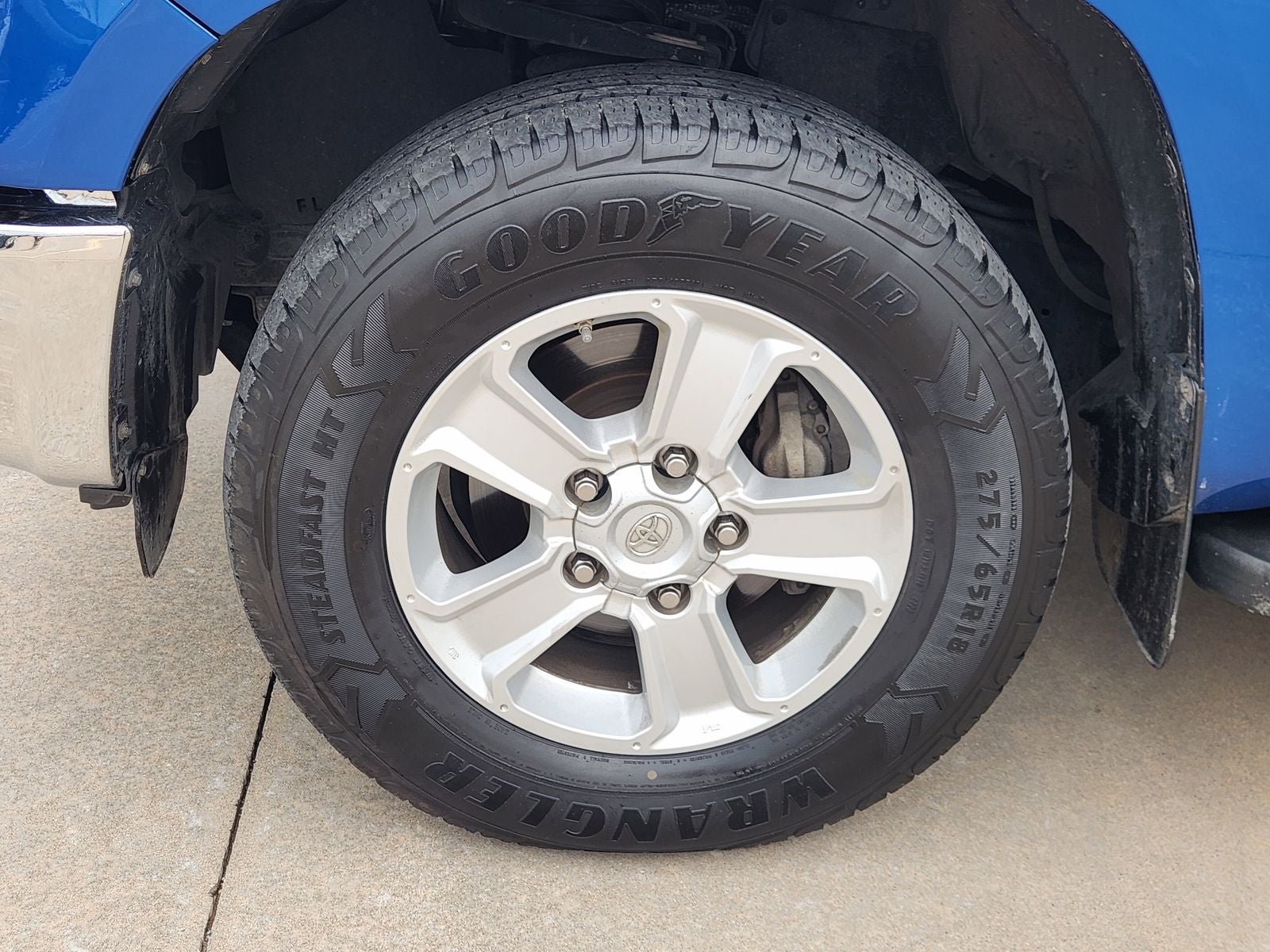 2017 Toyota Tundra SR5