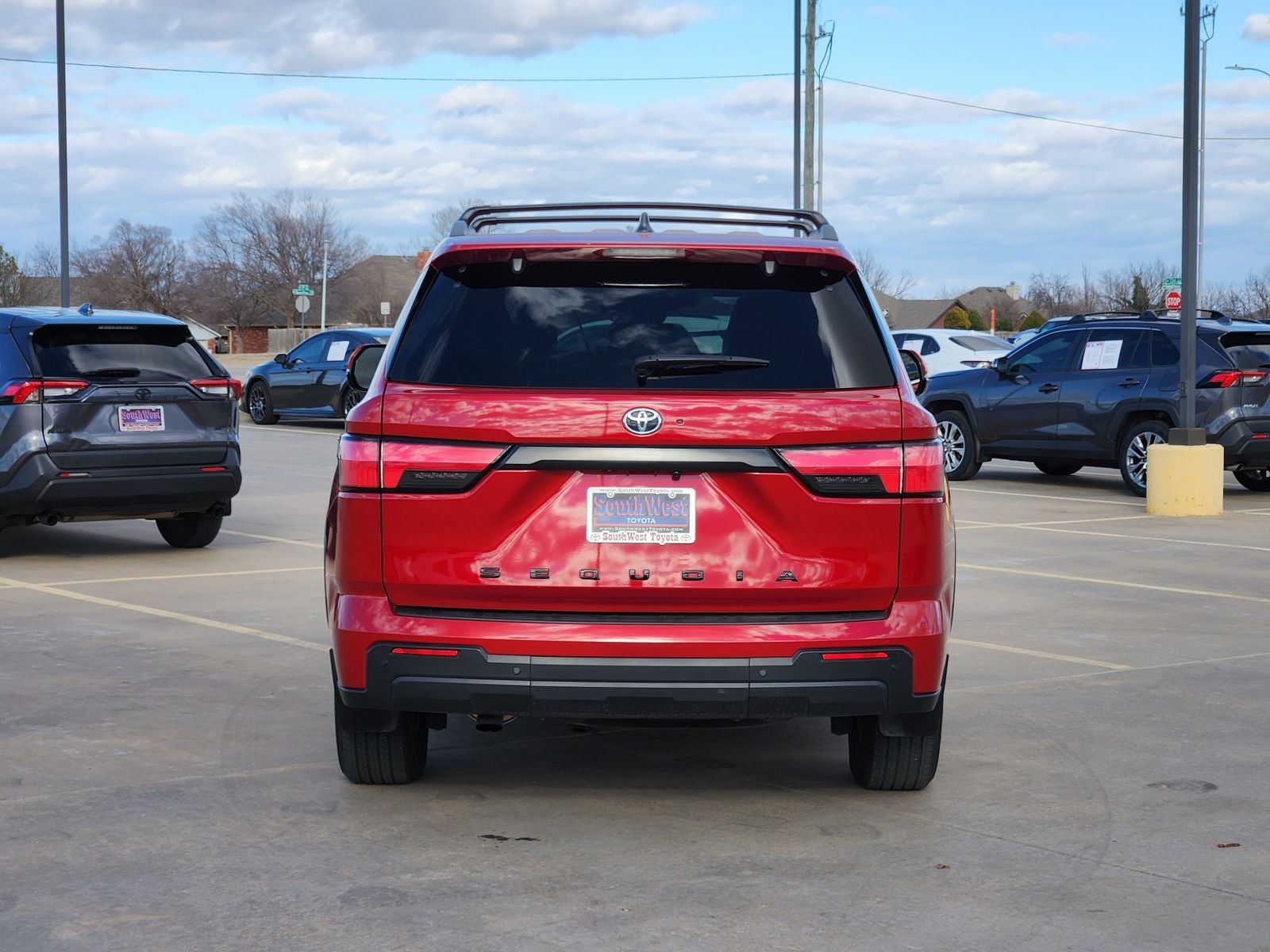 2024 Toyota Sequoia SR5