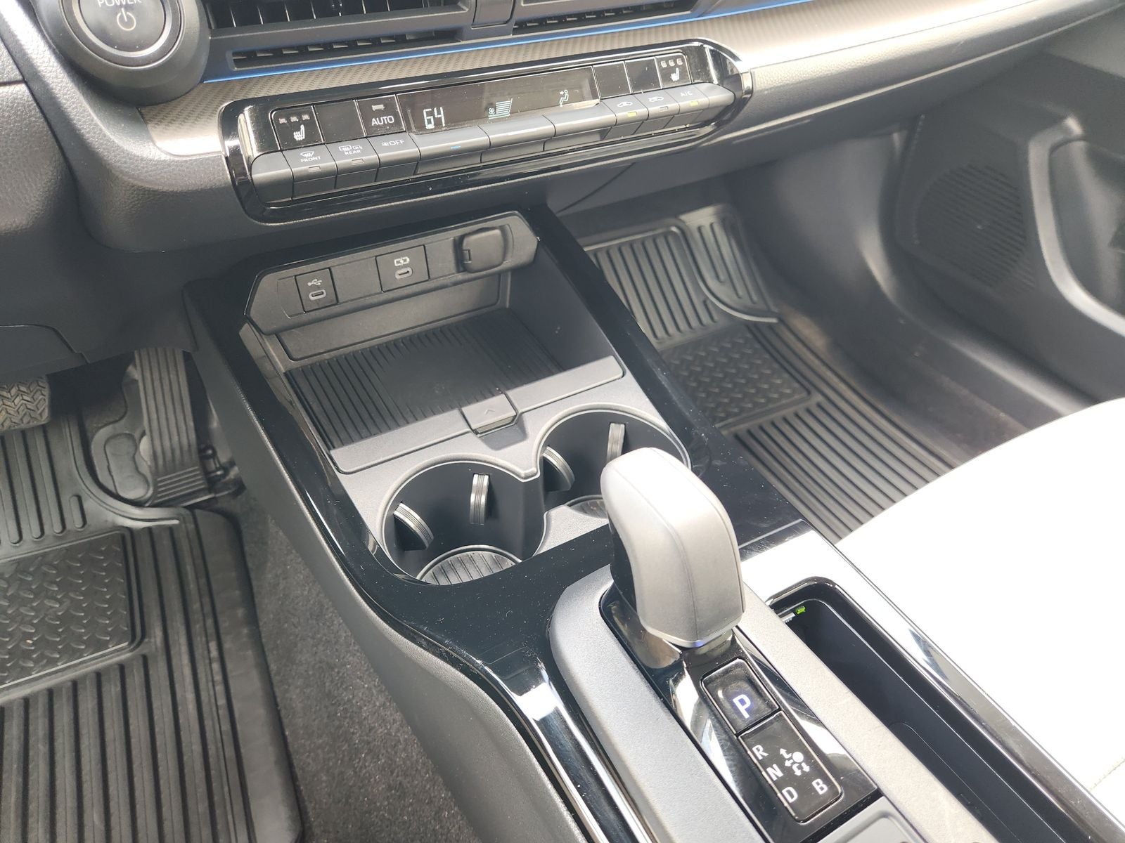 2024 Toyota Prius XLE