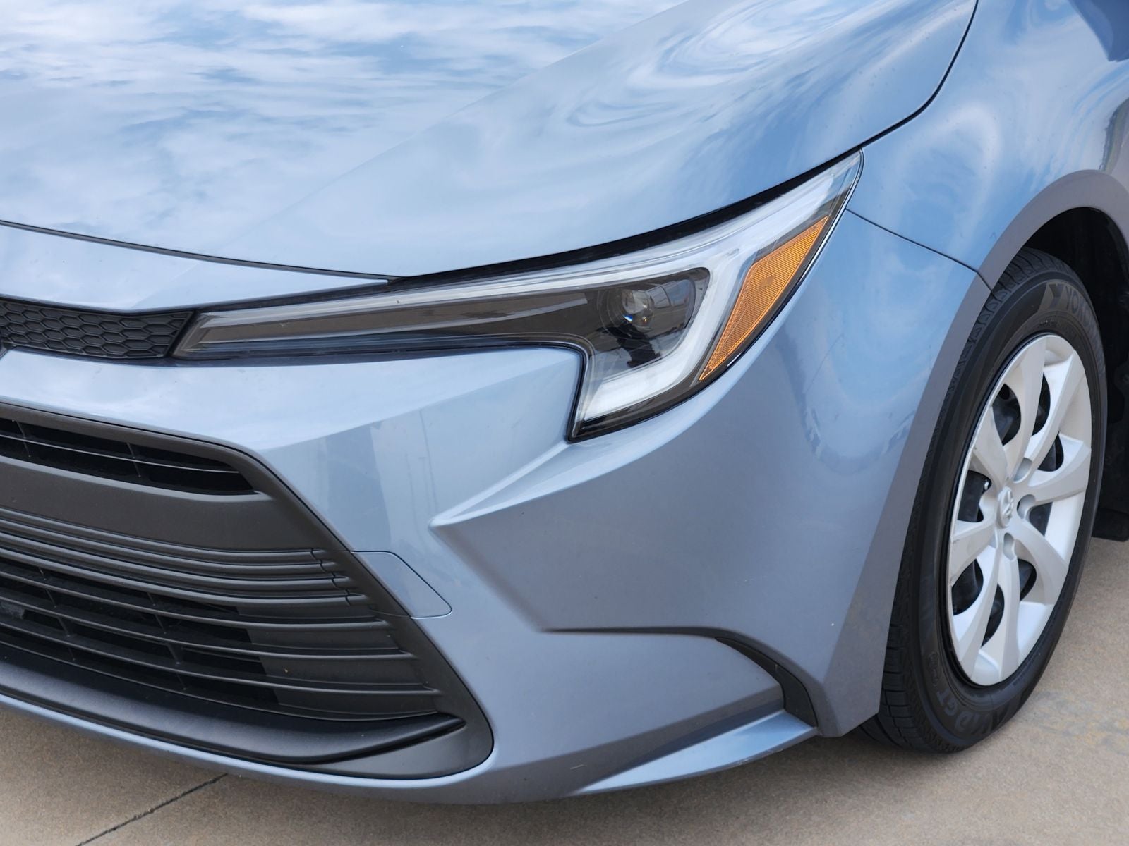 2024 Toyota Corolla Hybrid LE