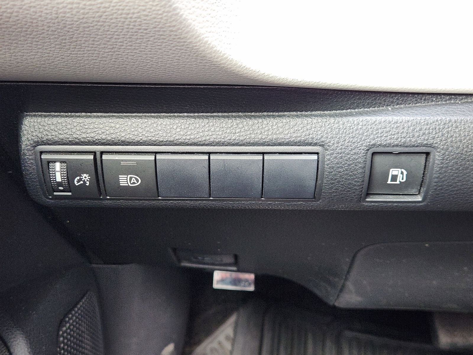 2020 Toyota Corolla Hybrid LE