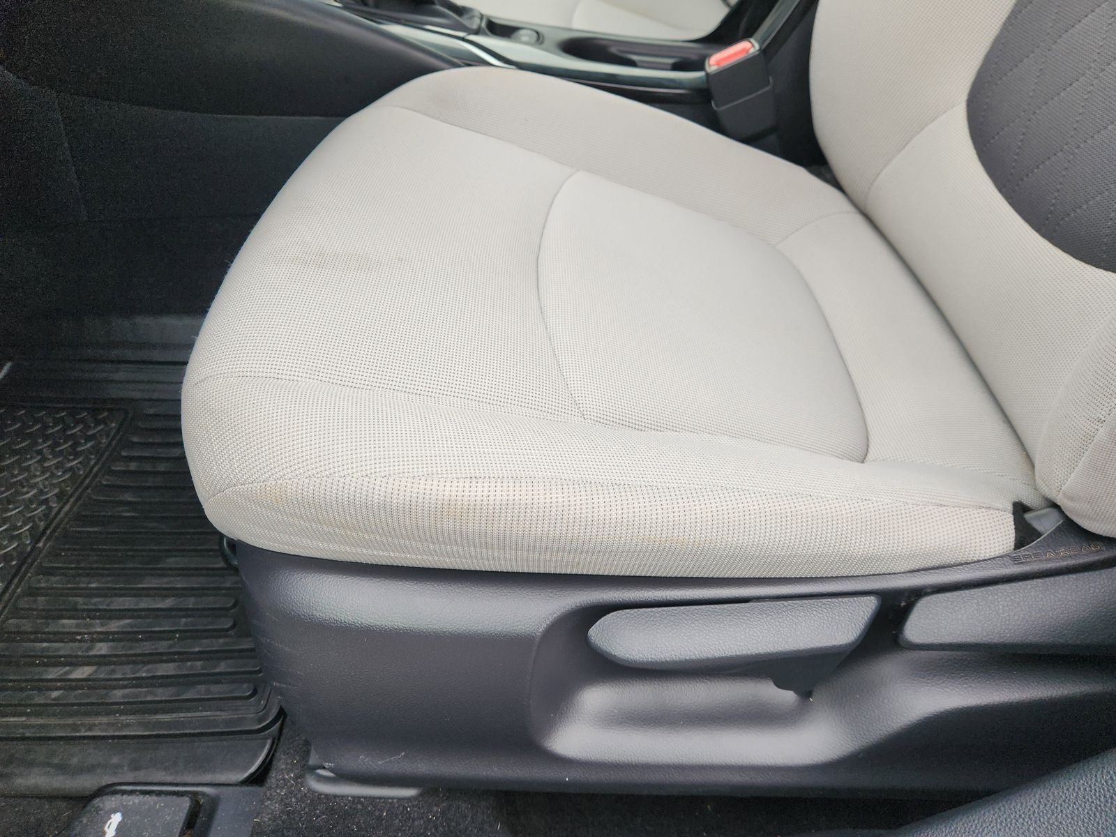 2020 Toyota Corolla Hybrid LE