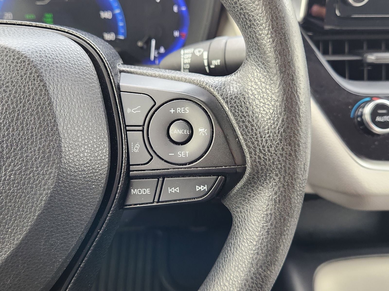 2020 Toyota Corolla Hybrid LE