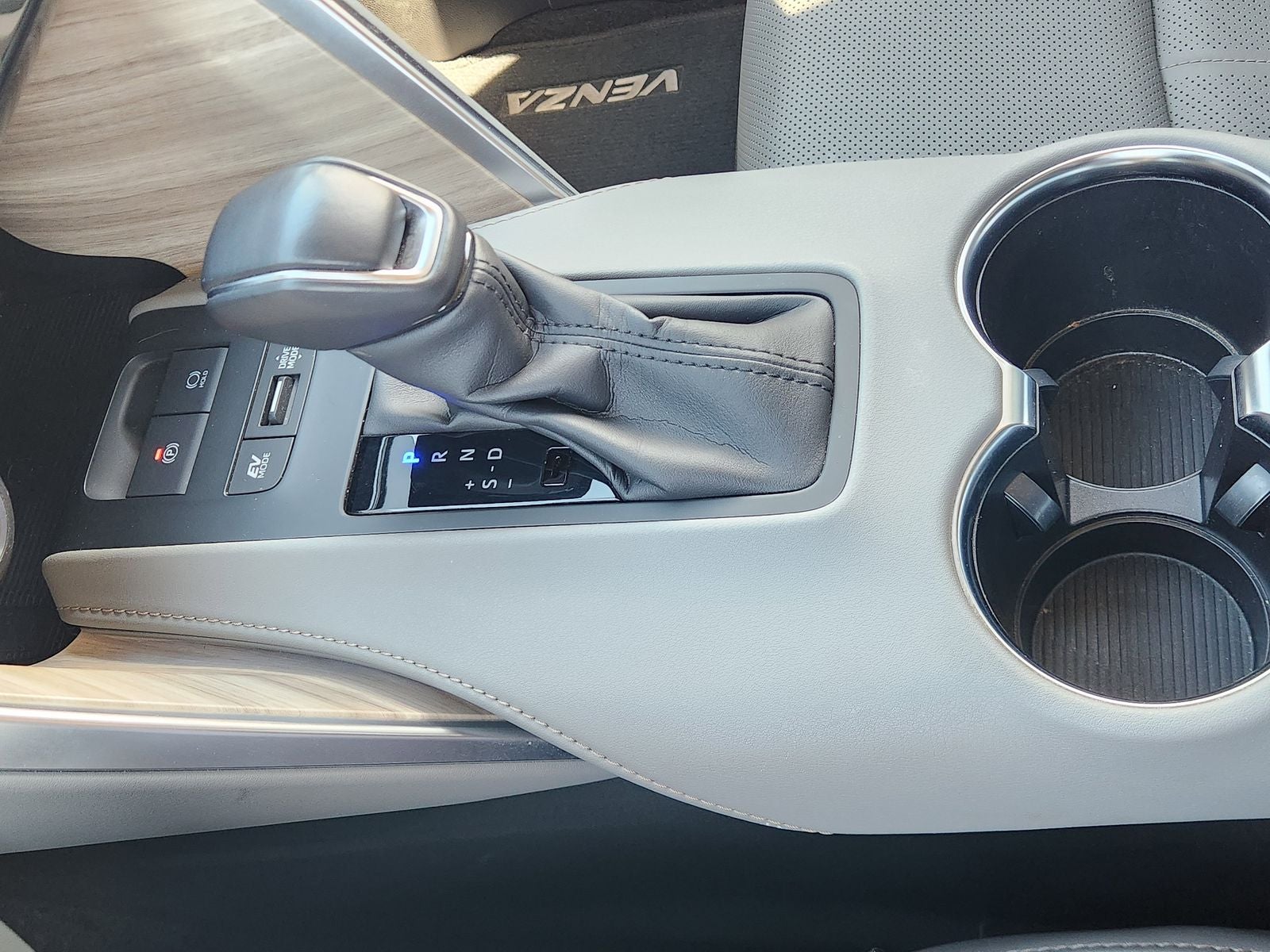 2024 Toyota Venza Limited