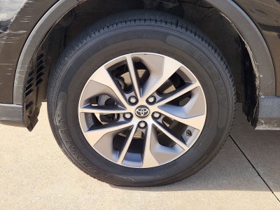 2018 Toyota RAV4 Hybrid XLE