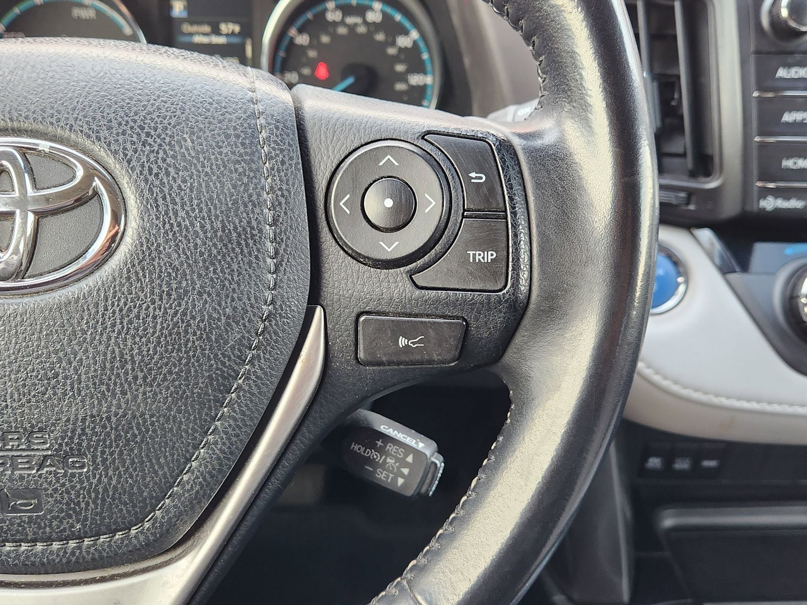 2018 Toyota RAV4 Hybrid XLE