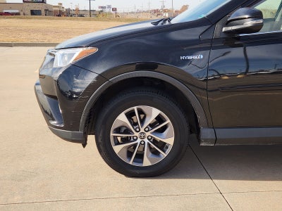 2018 Toyota RAV4 Hybrid XLE