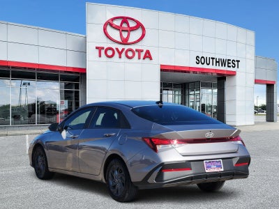 2024 Hyundai Elantra SEL