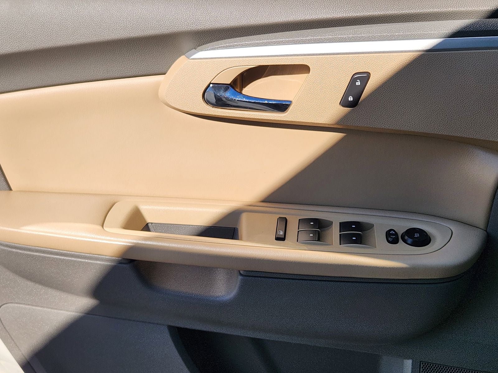 2012 Chevrolet Traverse 2LT 2LT