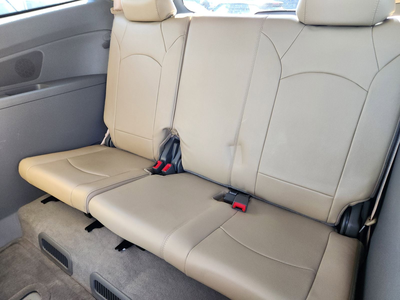 2012 Chevrolet Traverse 2LT 2LT