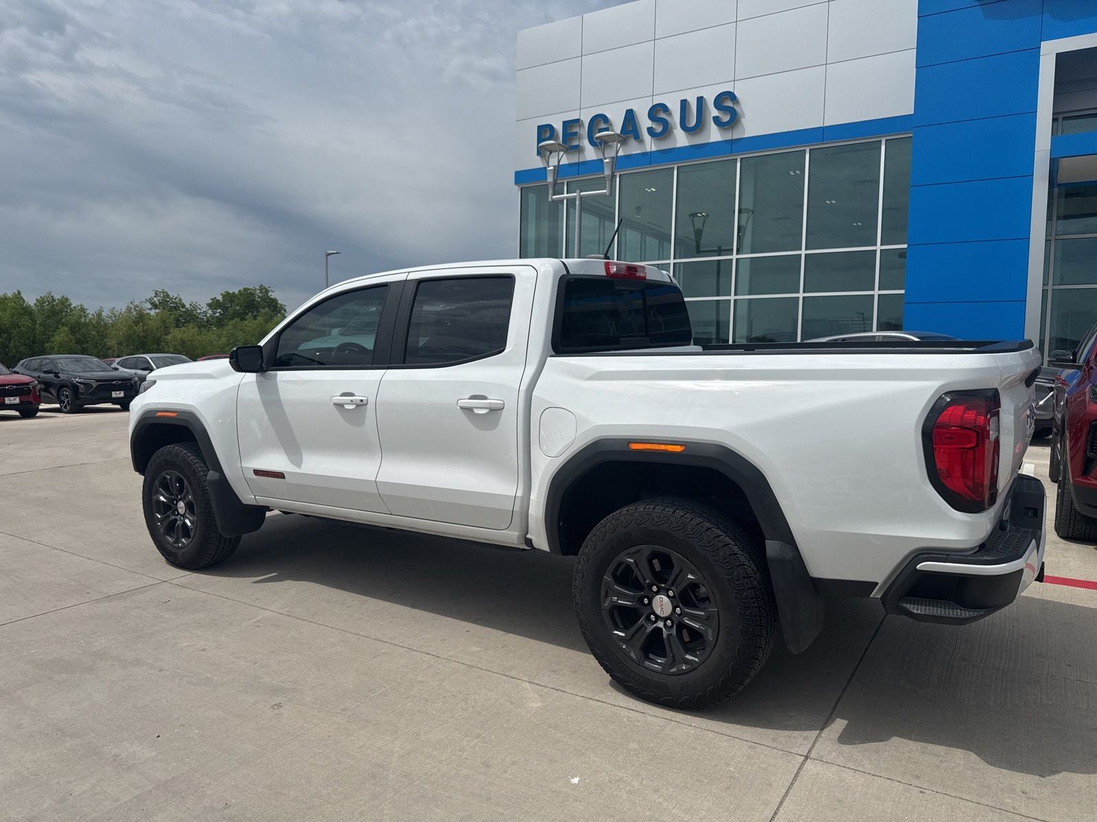 2024 GMC Canyon Elevation