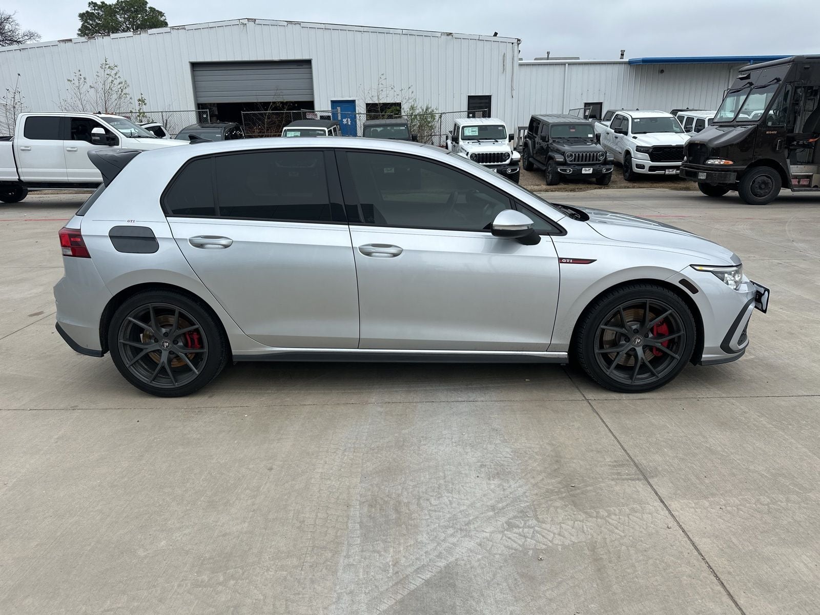 2022 Volkswagen Golf GTI 2.0T SE