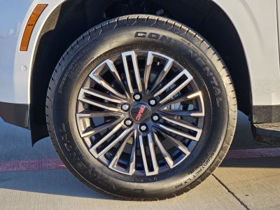 2025 GMC Yukon Elevation