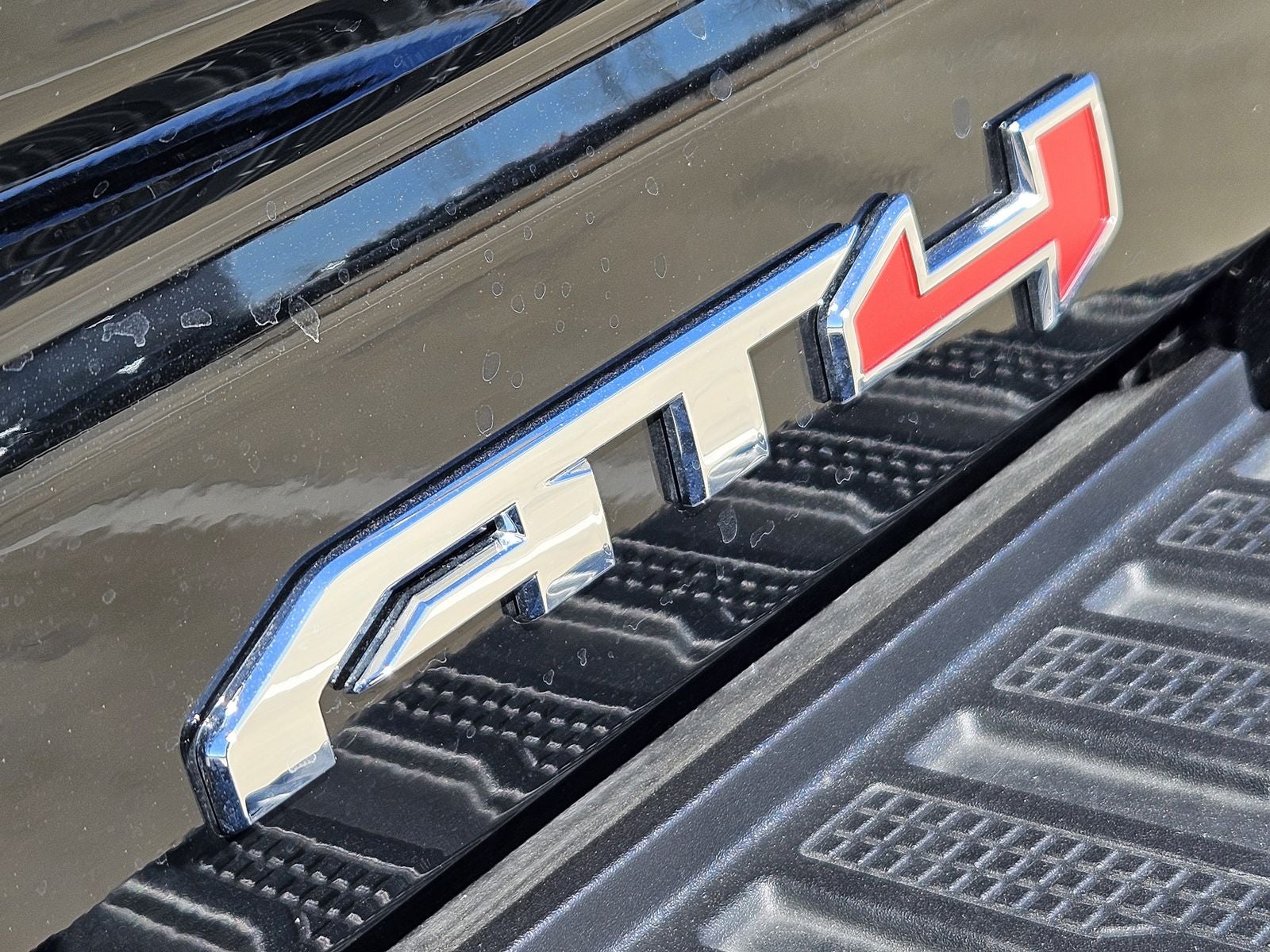 2025 GMC Sierra 2500HD AT4