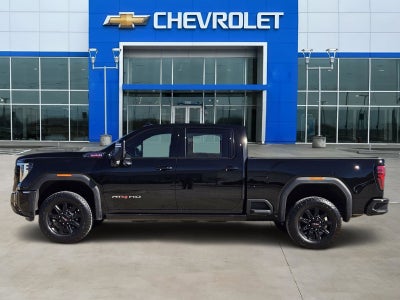 2025 GMC Sierra 2500HD AT4