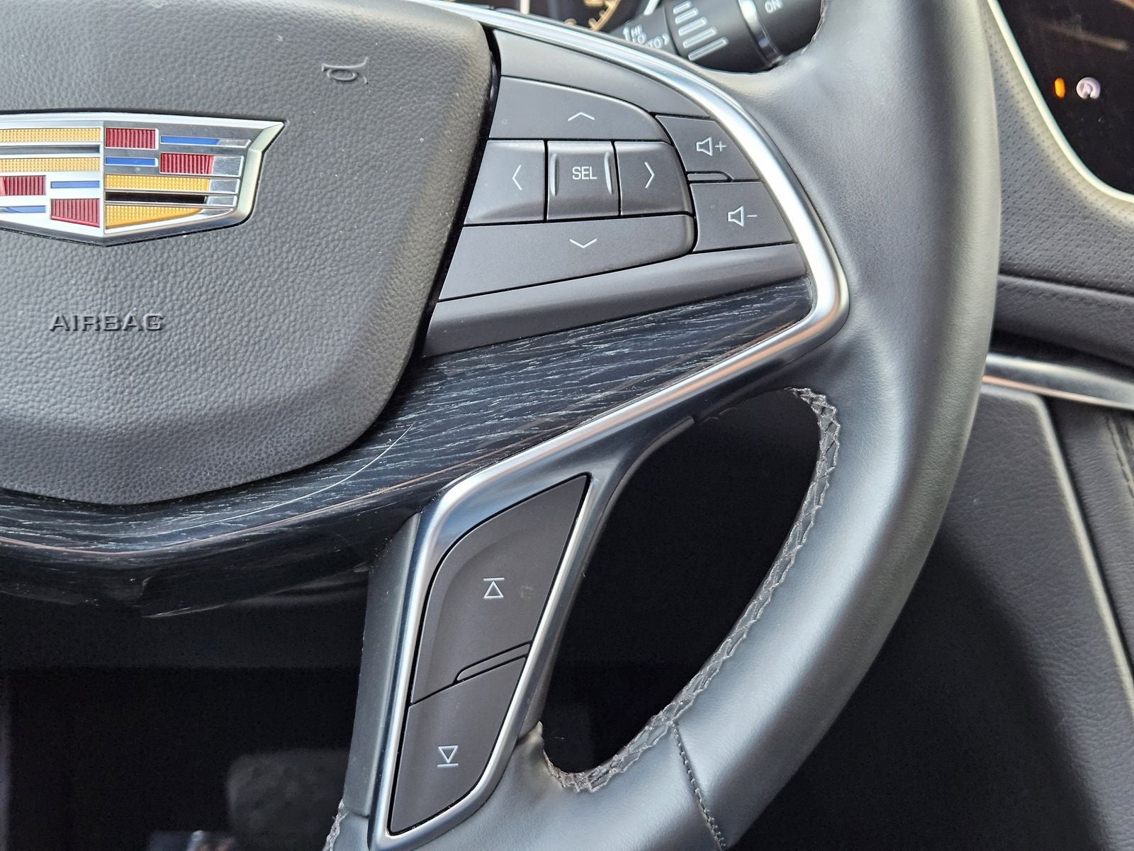 2025 Cadillac XT5 Premium Luxury