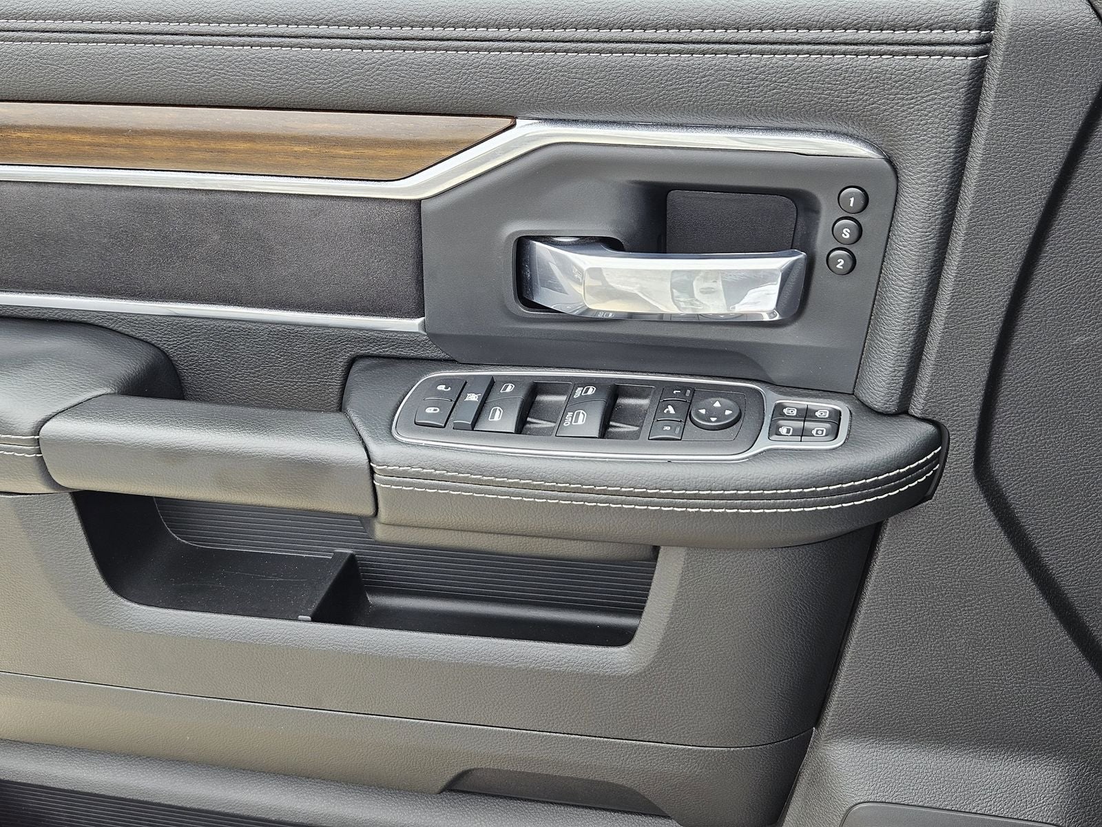 2024 RAM 3500 Laramie
