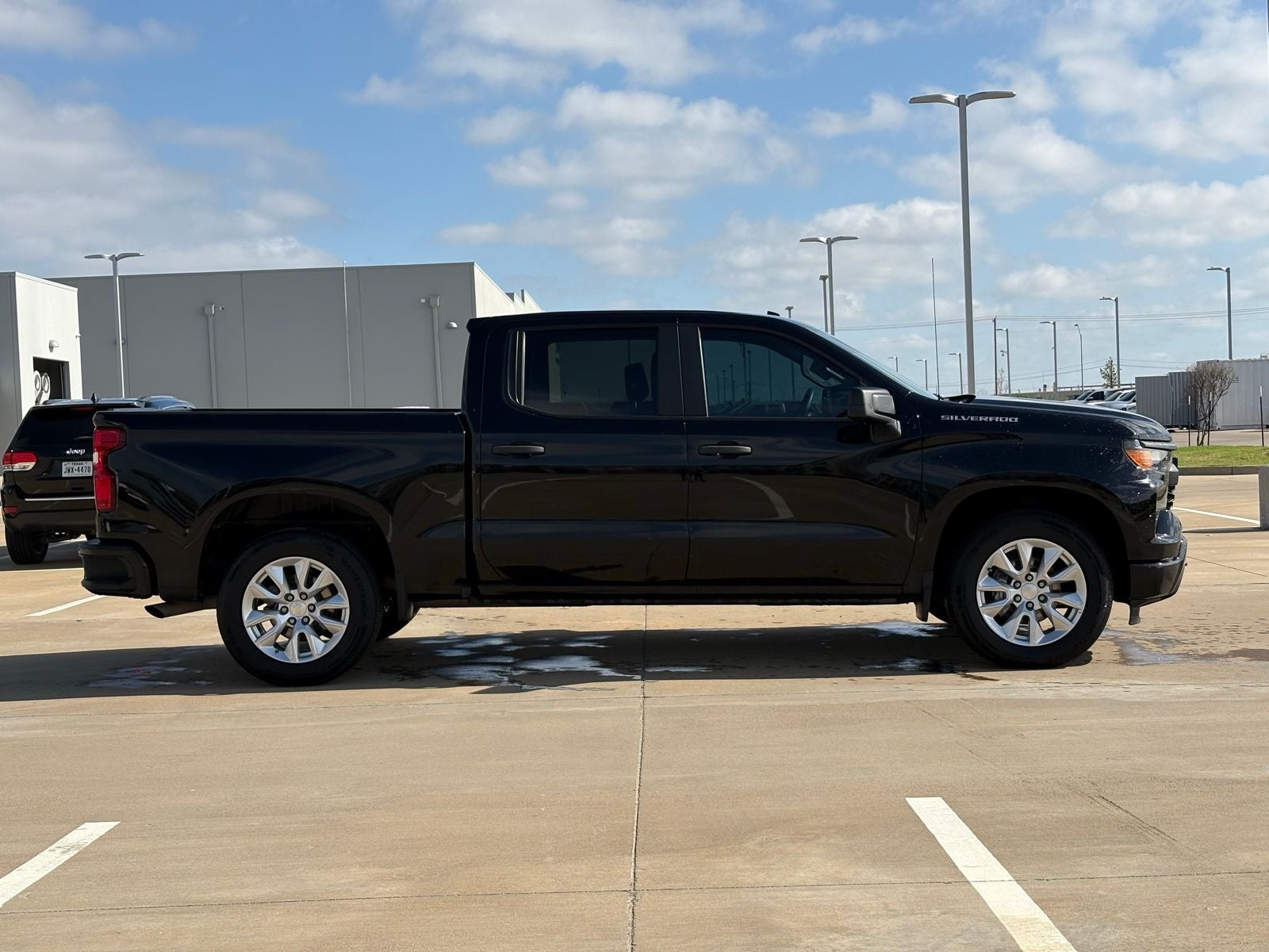 2023 Chevrolet Silverado 1500 Custom