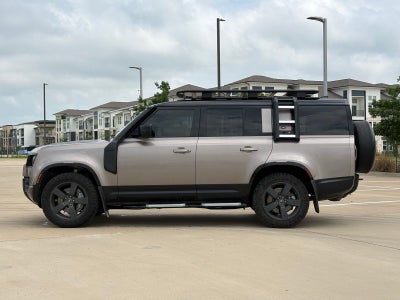 2023 Land Rover Defender 130 X-Dynamic SE