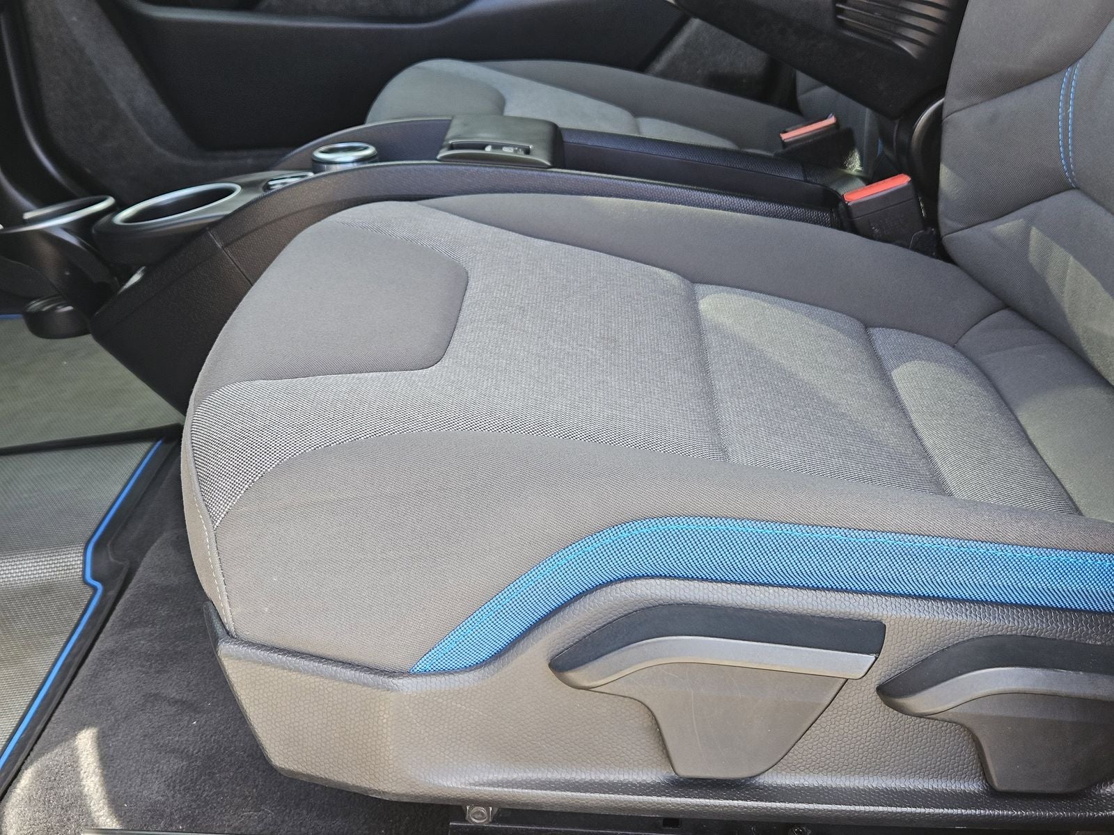 2018 BMW i3 94Ah w/Range Extender