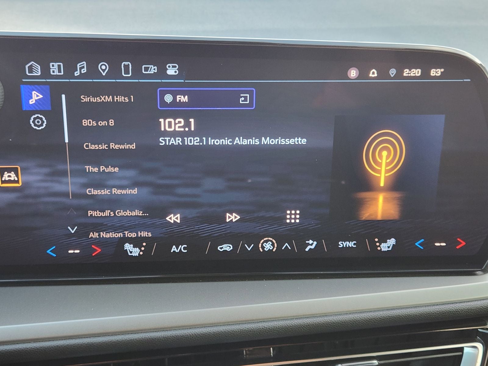 2024 Chevrolet Traverse LT 2LT