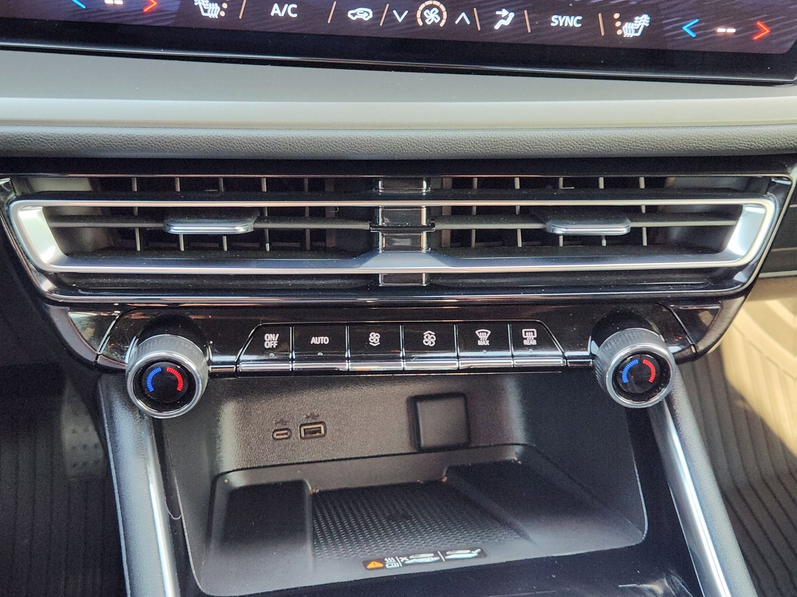 2024 Chevrolet Traverse LT 2LT