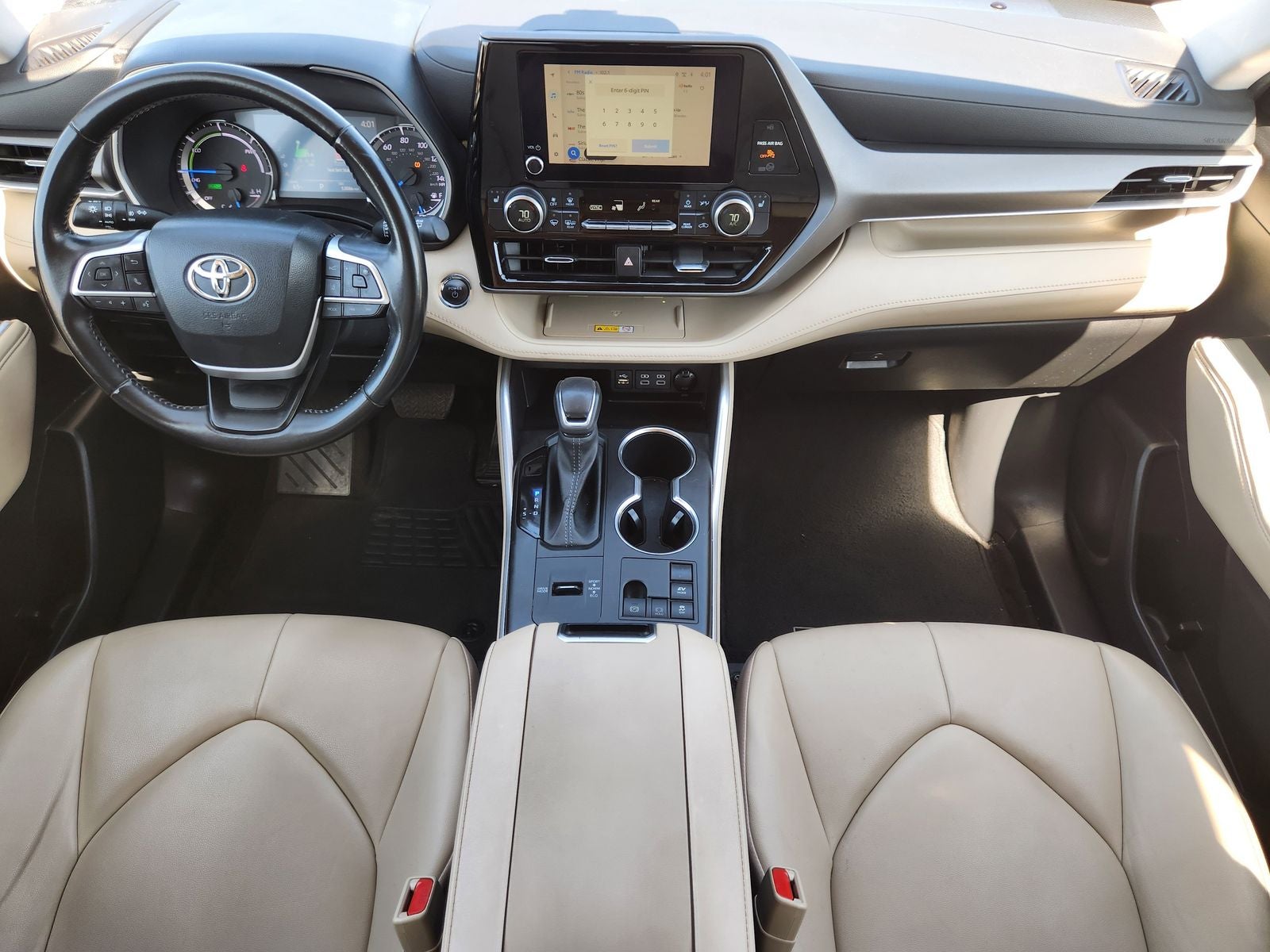 2023 Toyota Highlander Hybrid XLE