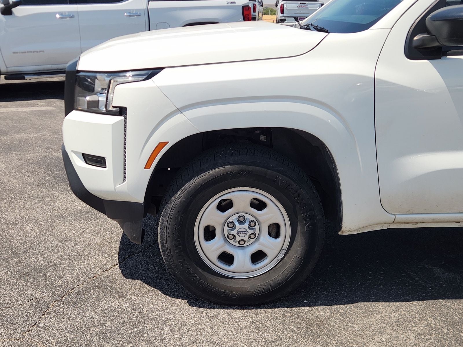 2022 Nissan Frontier S