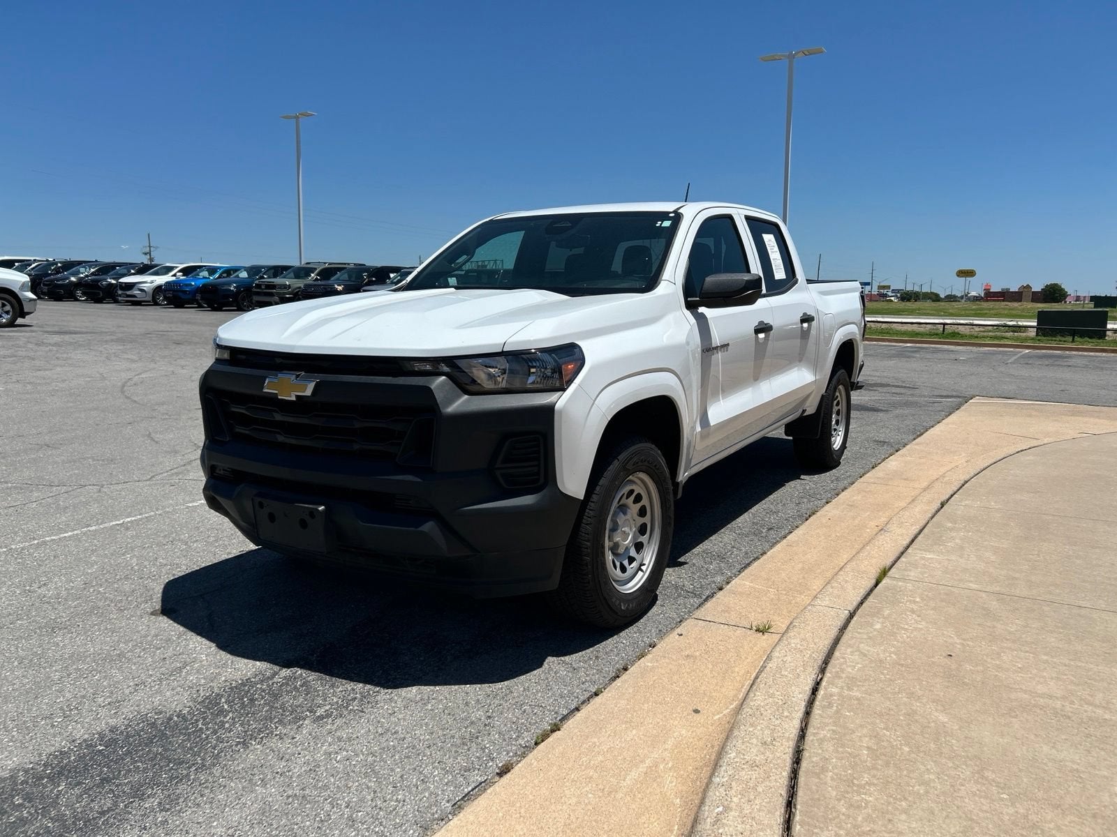 2024 Chevrolet Colorado WT