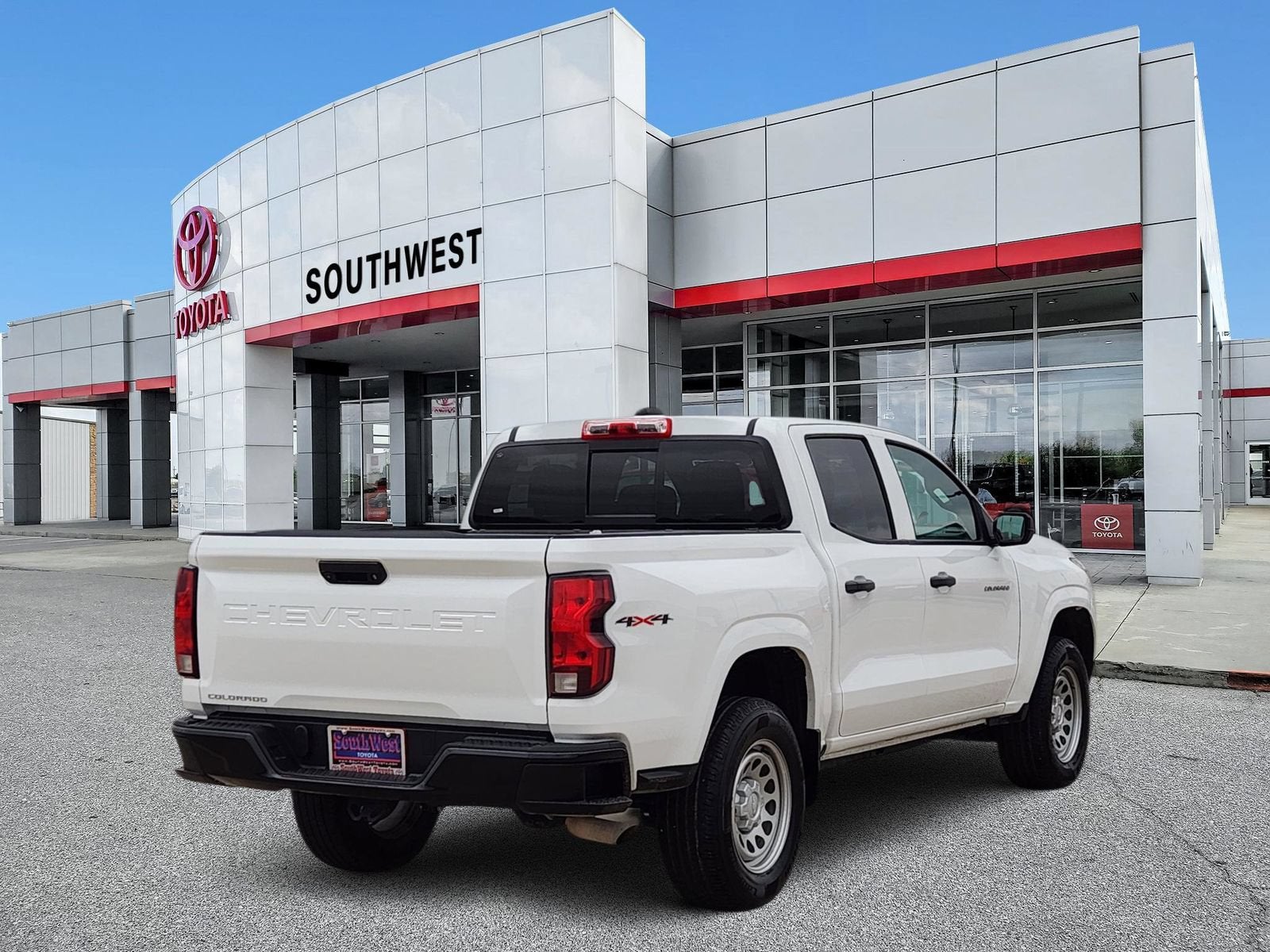 2024 Chevrolet Colorado WT