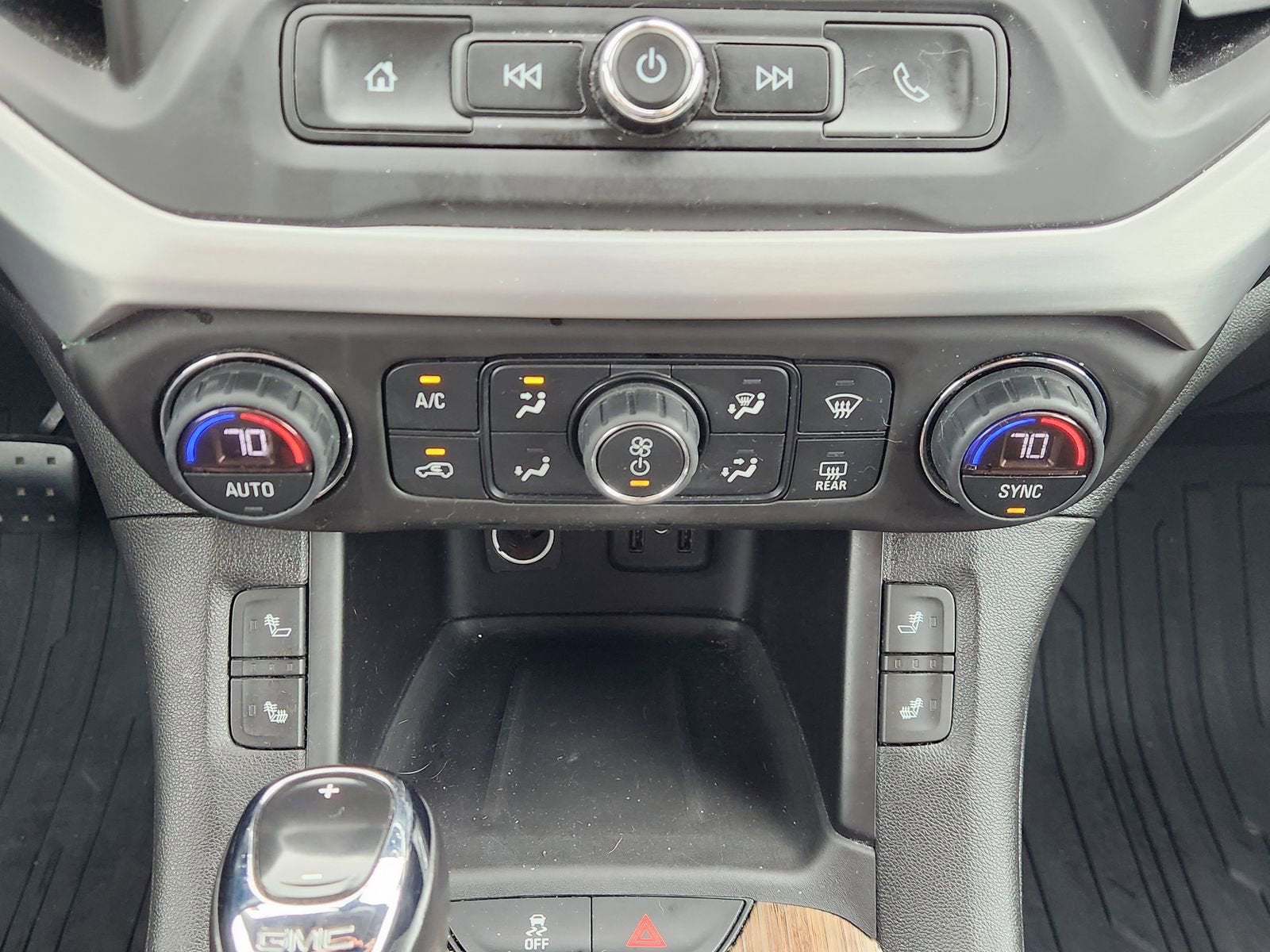 2019 GMC Acadia SLE