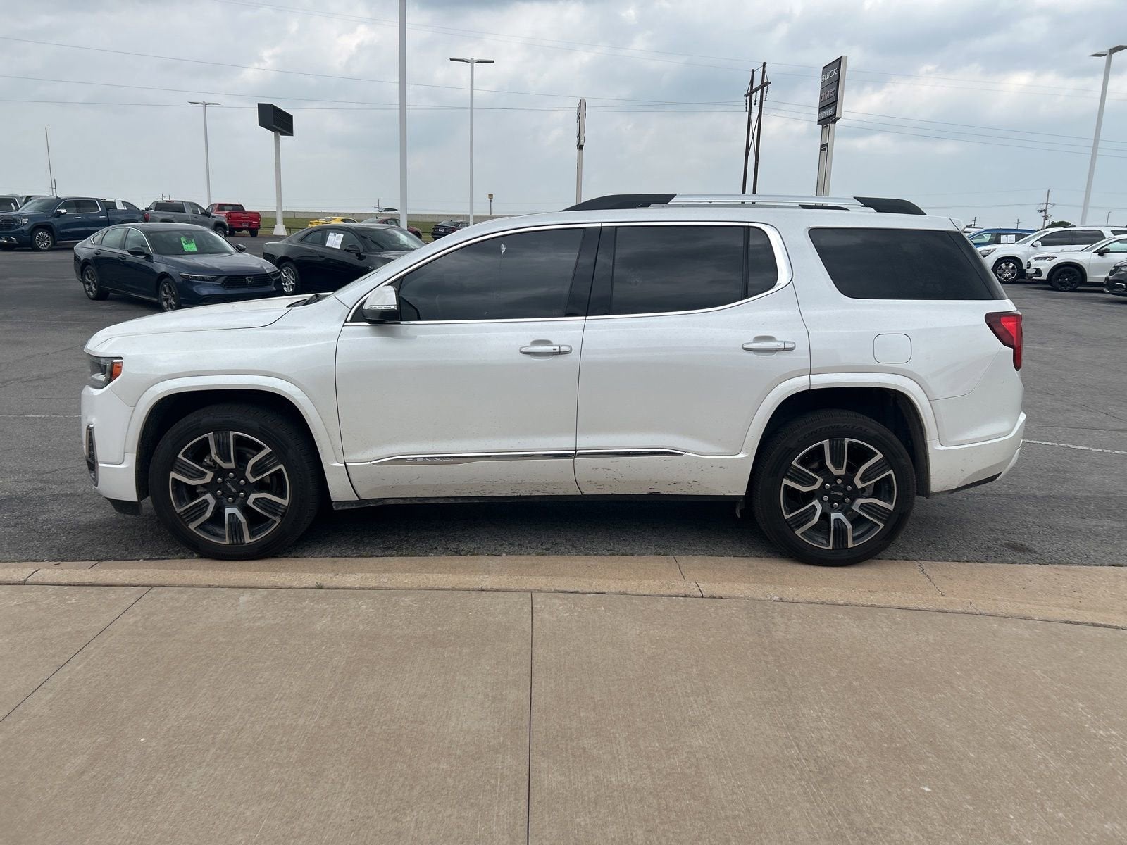 2021 GMC Acadia Denali