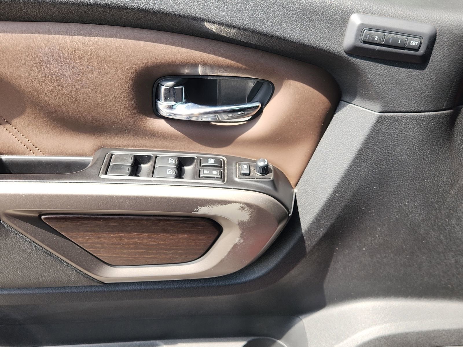 2020 Nissan Titan Platinum Reserve