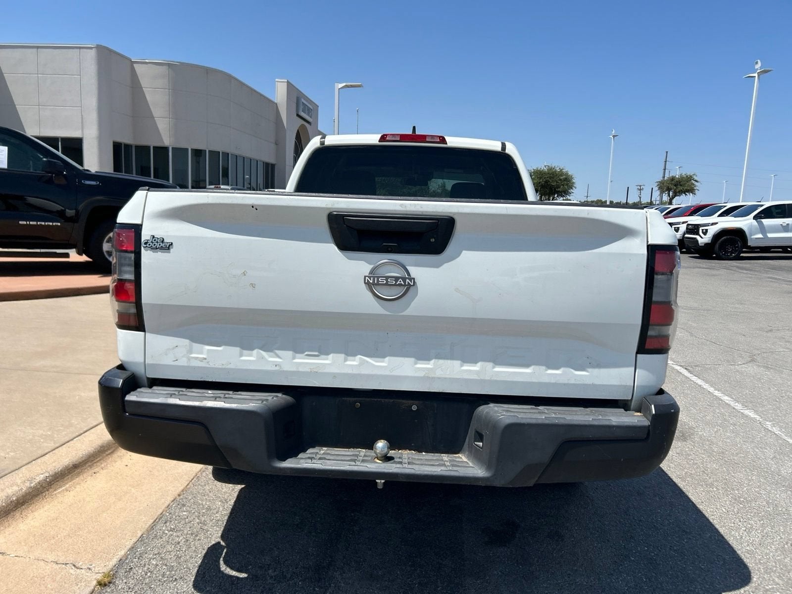 2022 Nissan Frontier S