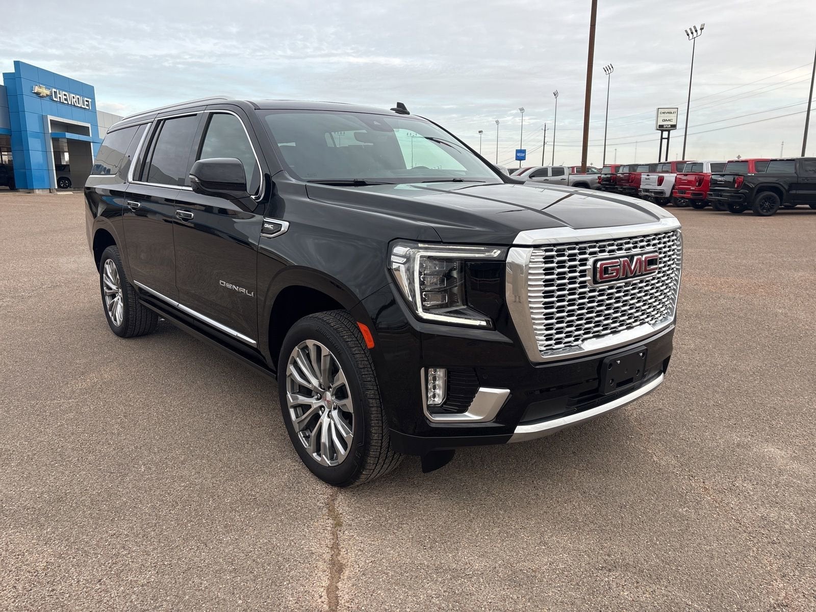 2023 GMC Yukon XL Denali