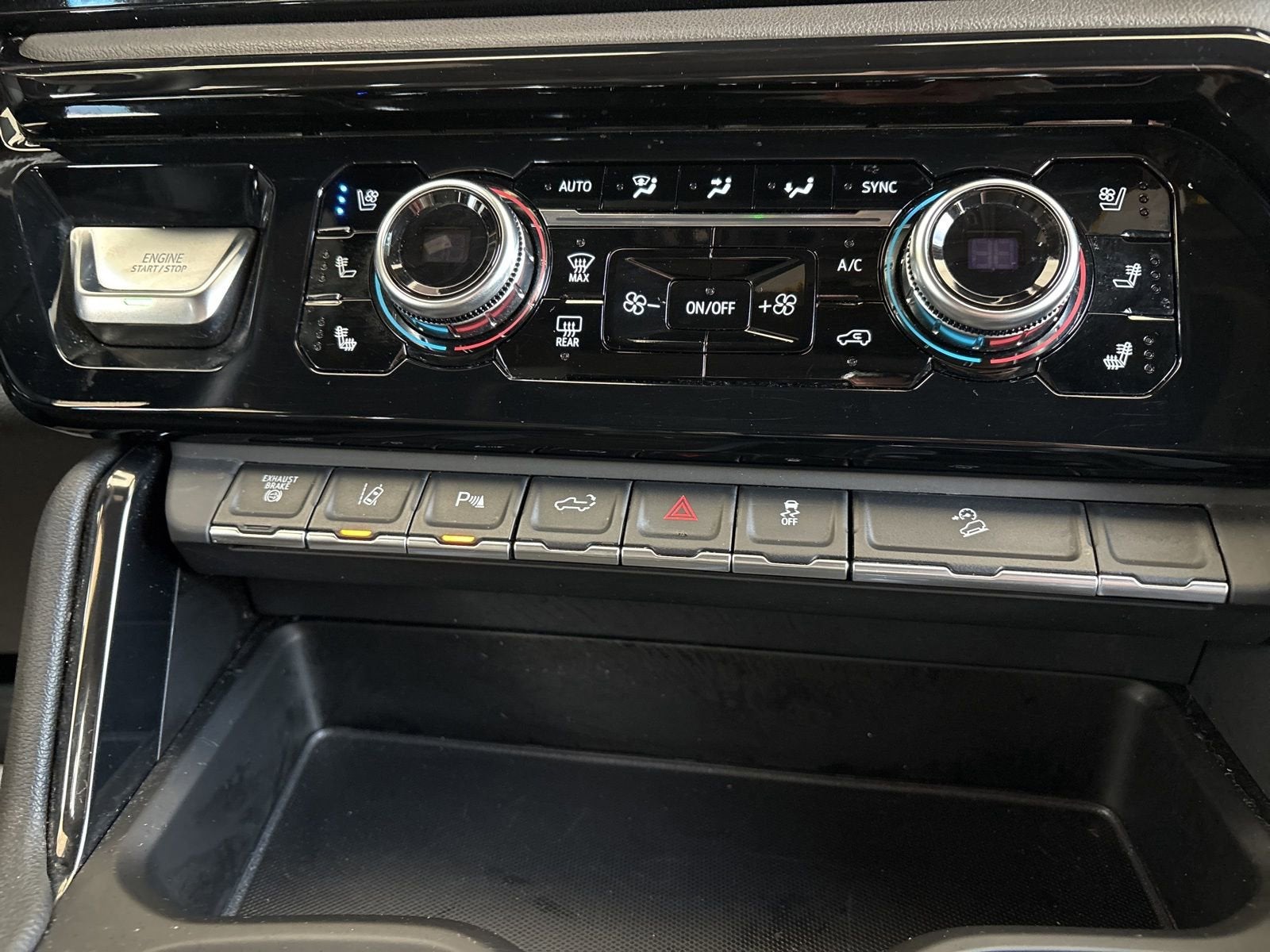 2024 GMC Sierra 3500 HD AT4