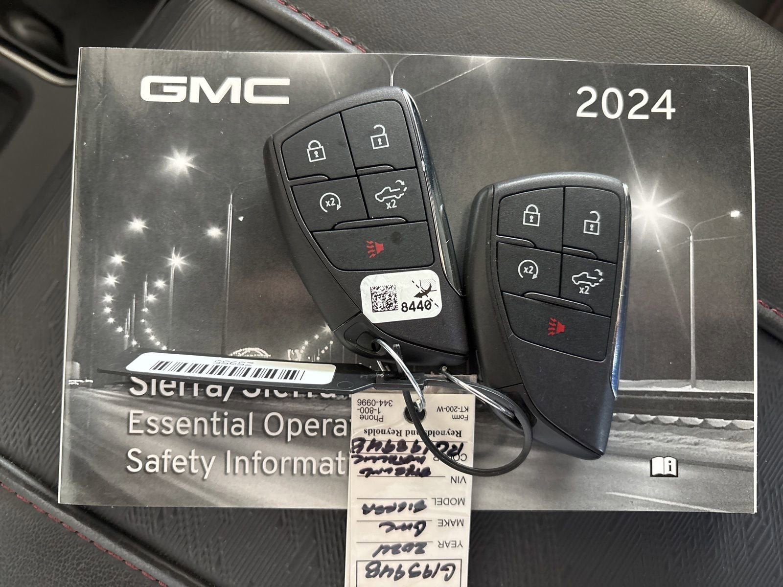 2024 GMC Sierra 1500 AT4X