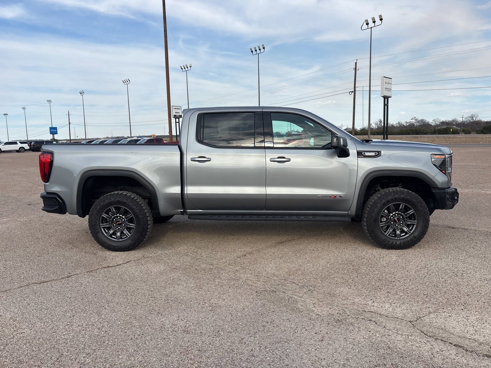 2024 GMC Sierra 1500 AT4X